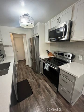 3665 E E 1st Street 205, Long Beach, CA 90803