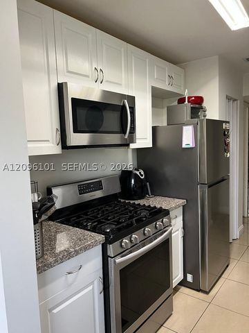 15295 SW 106th Ln 703, Miami, FL 33196