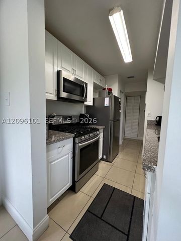 15295 SW 106th Ln 703, Miami, FL 33196