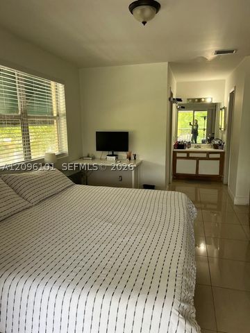 15295 SW 106th Ln 703, Miami, FL 33196