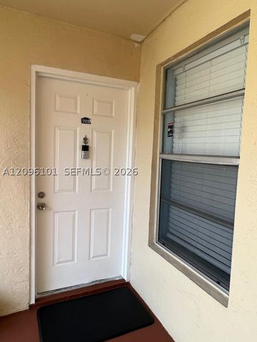 15295 SW 106th Ln 703, Miami, FL 33196