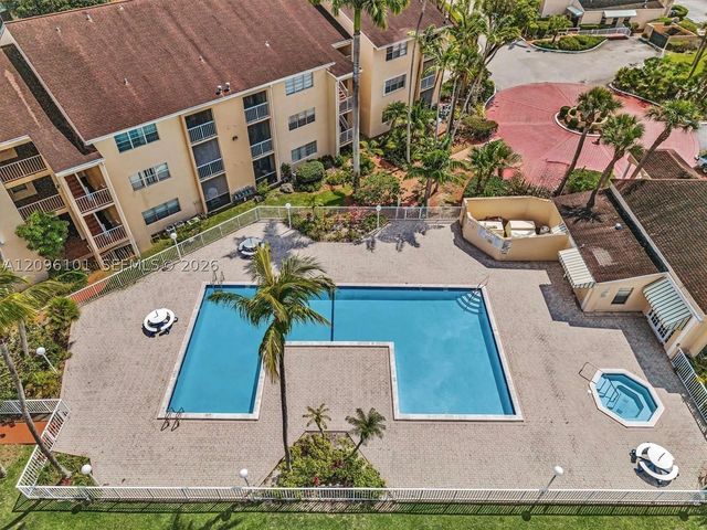 15295 SW 106th Ln 703, Miami, FL 33196