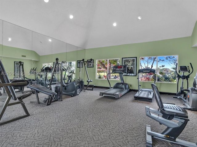 15295 SW 106th Ln 703, Miami, FL 33196