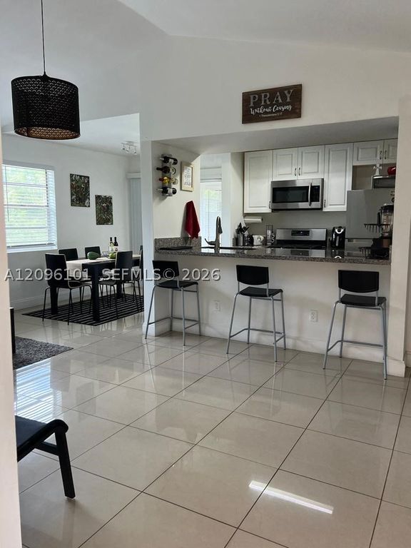 15295 SW 106th Ln 703, Miami, FL 33196