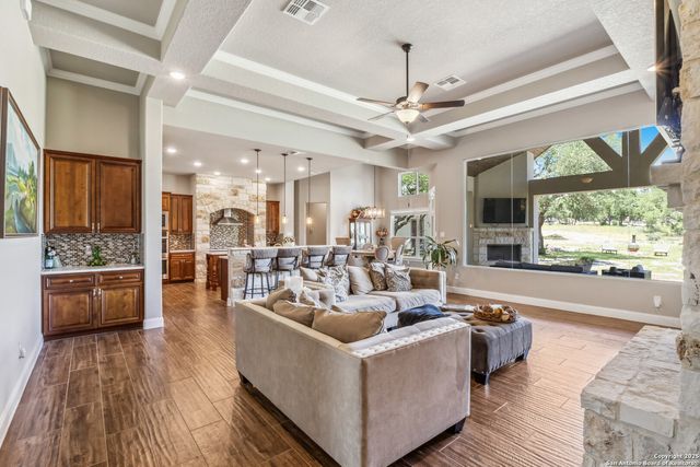 2319 Cascada, Spring Branch, TX 78070