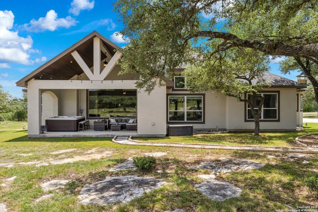 2319 Cascada, Spring Branch, TX 78070