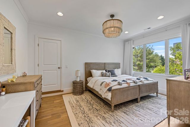 215 Milford Circle, Mooresville, NC 28117