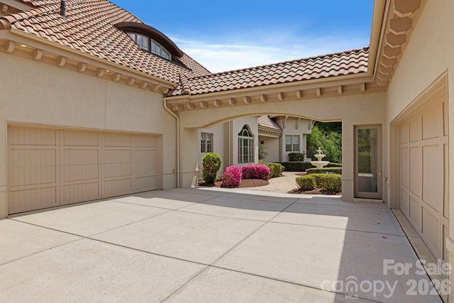 215 Milford Circle, Mooresville, NC 28117