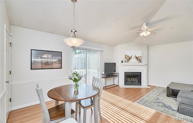 9045 N Swan Circle, Brentwood, MO 63144