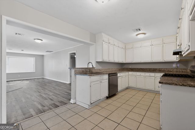 4502 Vinson Avenue, Macon, GA 31206
