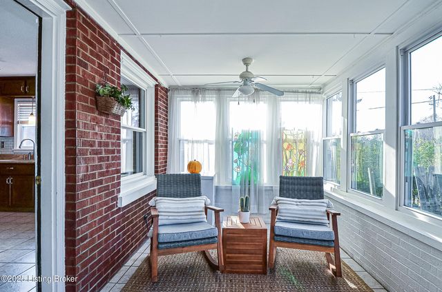 1723 Deer Park Ave, Louisville, KY 40205