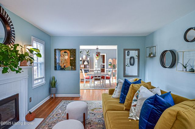 1723 Deer Park Ave, Louisville, KY 40205