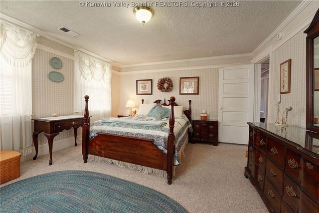 2612 Kanawha Terrace, St Albans, WV 25177