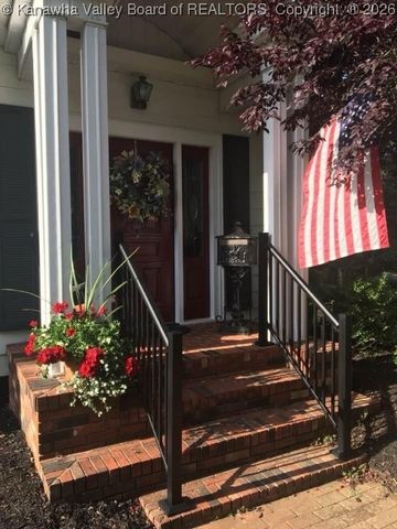 2612 Kanawha Terrace, St Albans, WV 25177