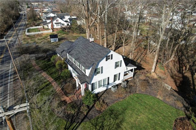 2612 Kanawha Terrace, St Albans, WV 25177