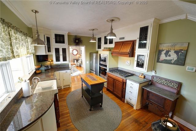 2612 Kanawha Terrace, St Albans, WV 25177