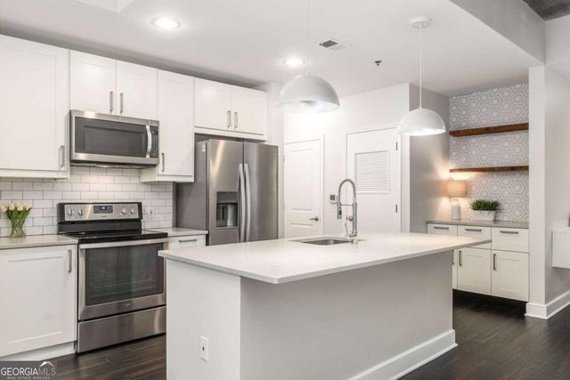 950 W Peachtree Street NW 802, Atlanta, GA 30309