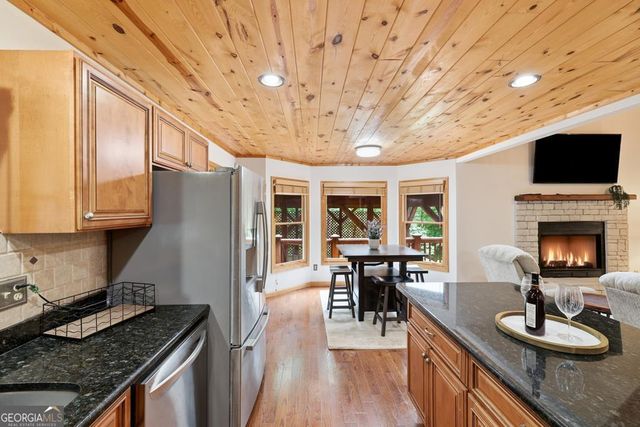 161 Arbor Way, Blue Ridge, GA 30513