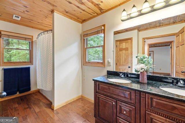 161 Arbor Way, Blue Ridge, GA 30513