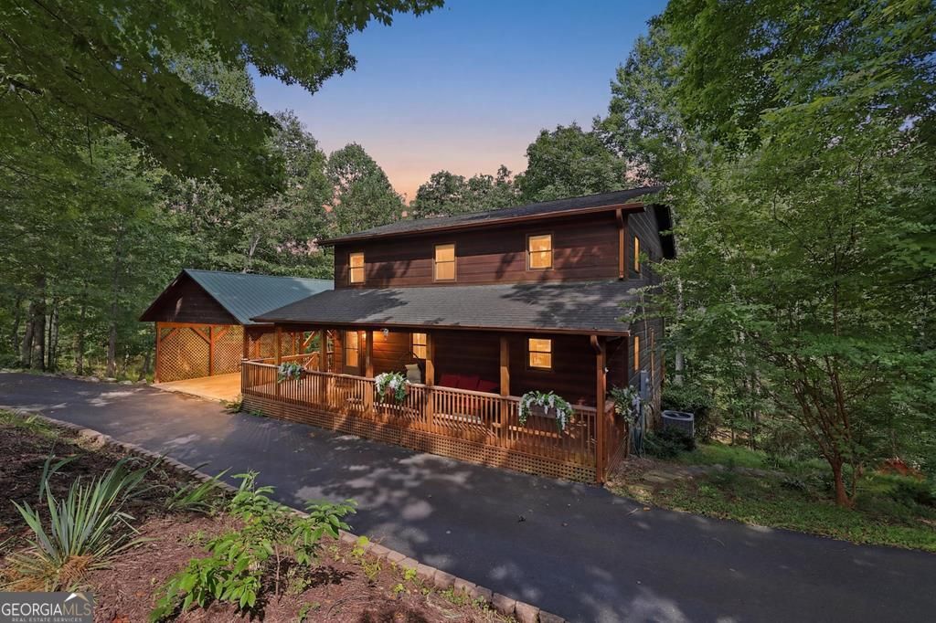 161 Arbor Way, Blue Ridge, GA 30513
