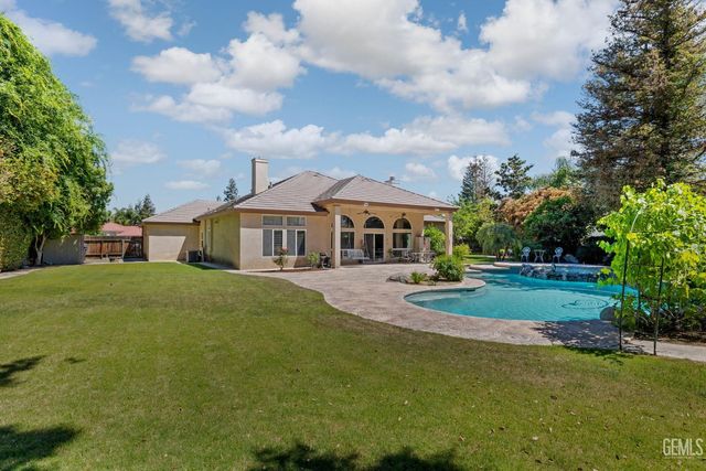 10415 Camino Media, Bakersfield, CA 93311