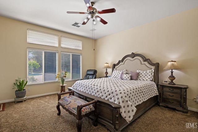 10415 Camino Media, Bakersfield, CA 93311