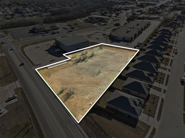 1007 Woodard Avenue, Cleburne, TX 76033