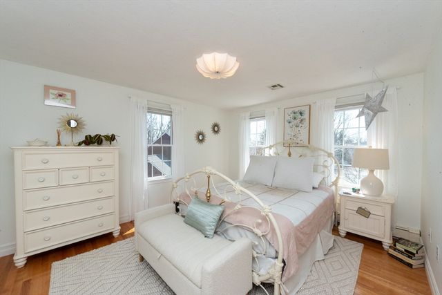 11 Patriot Dr, Northborough, MA 01532