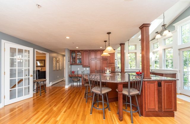 11 Patriot Dr, Northborough, MA 01532