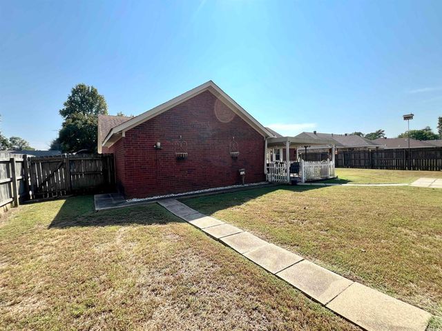 110 Flossie Drive, Trumann, AR 72472