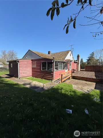 11545 N Park Avenue N, Seattle, WA 98133