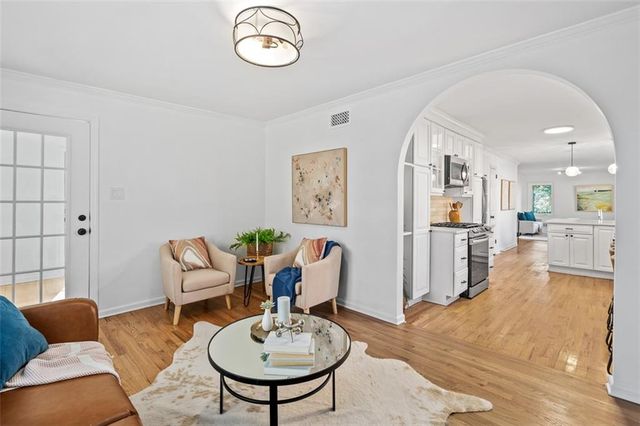 3811 Hillcrest SE Drive, Smyrna, GA 30080