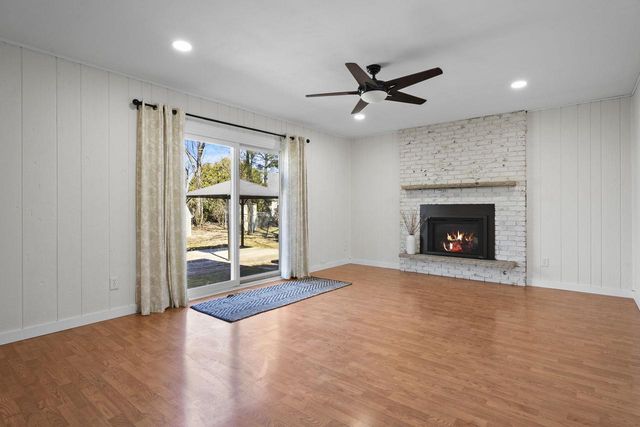 1460 Donald Drive, Sun Prairie, WI 53590