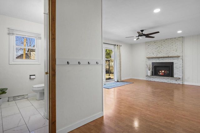 1460 Donald Drive, Sun Prairie, WI 53590