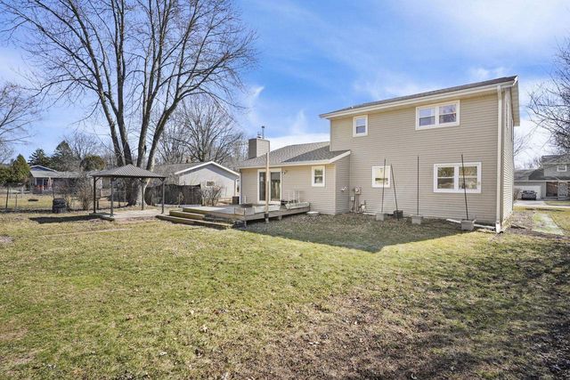 1460 Donald Drive, Sun Prairie, WI 53590