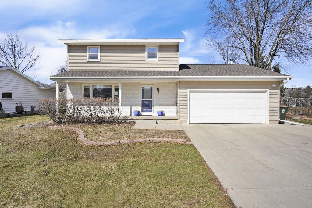 1460 Donald Drive, Sun Prairie, WI 53590