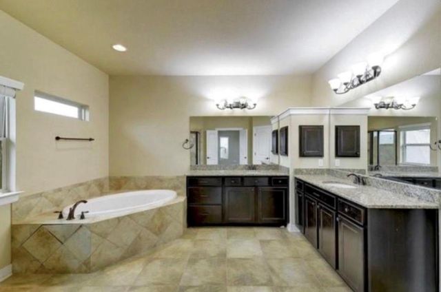 181 Roberto DR 17A, Austin, TX 78734