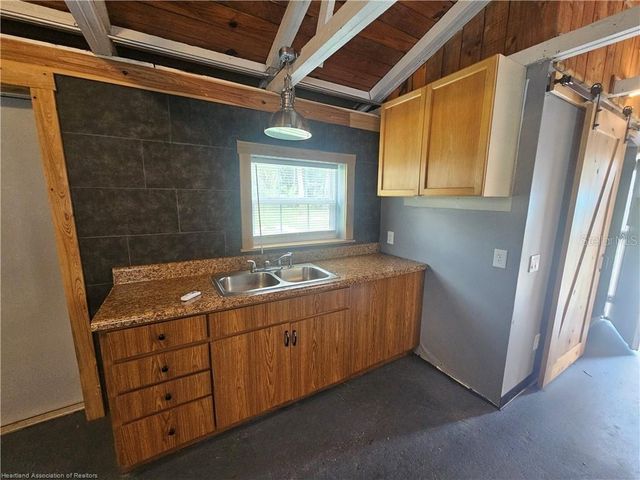 9035 TEMPLE DRIVE, Lake Wales, FL 33898