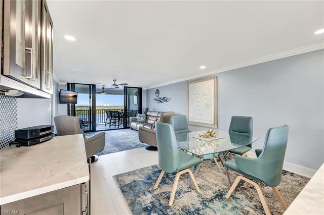 4253 Bay Beach LN # E7, Fort Myers Beach, FL 33931