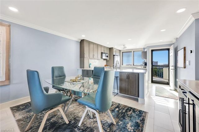 4253 Bay Beach LN # E7, Fort Myers Beach, FL 33931