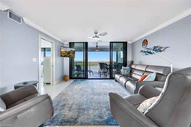 4253 Bay Beach LN # E7, Fort Myers Beach, FL 33931