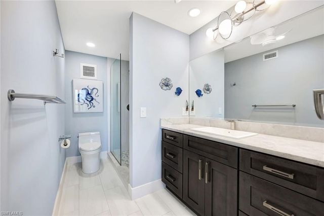 4253 Bay Beach LN # E7, Fort Myers Beach, FL 33931