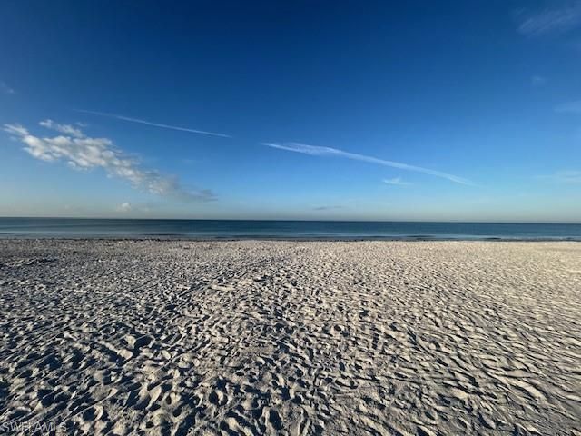 4253 Bay Beach LN # E7, Fort Myers Beach, FL 33931