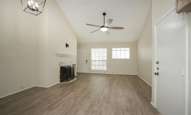 4900 Floyd Street 11, Houston, TX 77007