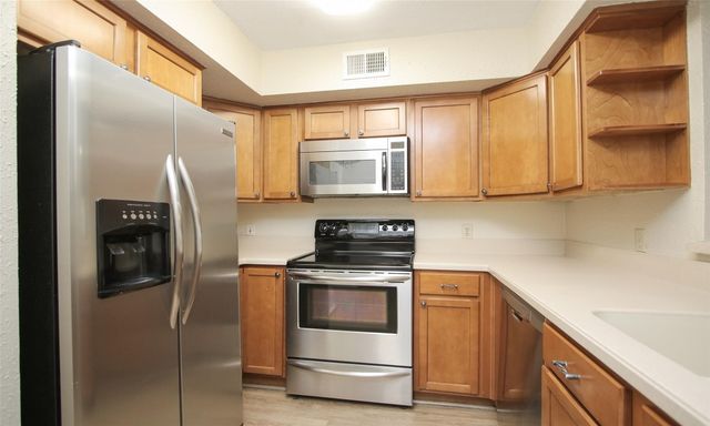 4900 Floyd Street 11, Houston, TX 77007