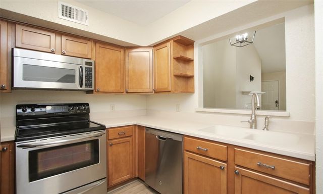 4900 Floyd Street 11, Houston, TX 77007