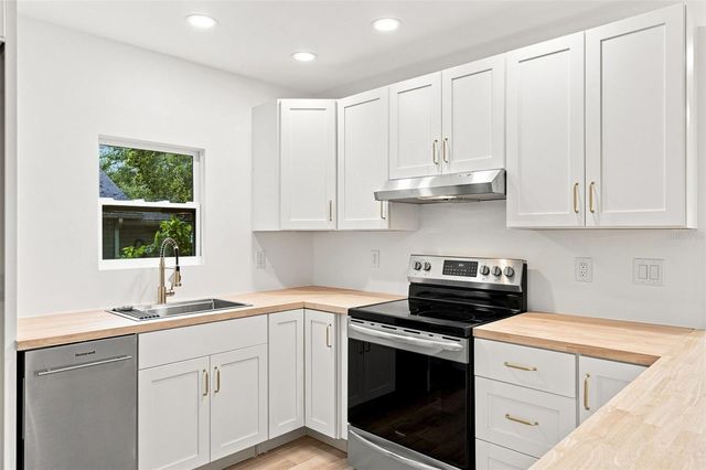 1468 19TH STREET, Sarasota, FL 34234