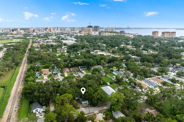 1468 19TH STREET, Sarasota, FL 34234