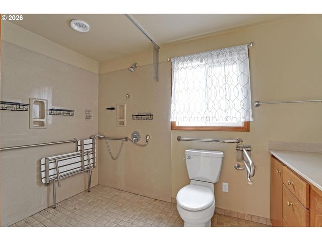 6929 Ne 15TH Ave, Portland, OR 97211