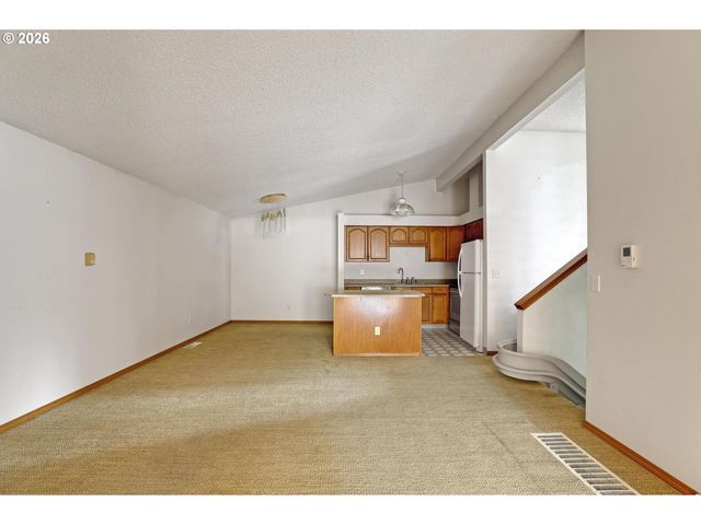 6929 Ne 15TH Ave, Portland, OR 97211
